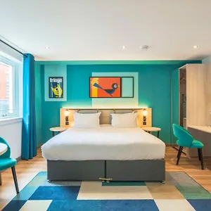 Apartahotel Holyrood, Edimburgo